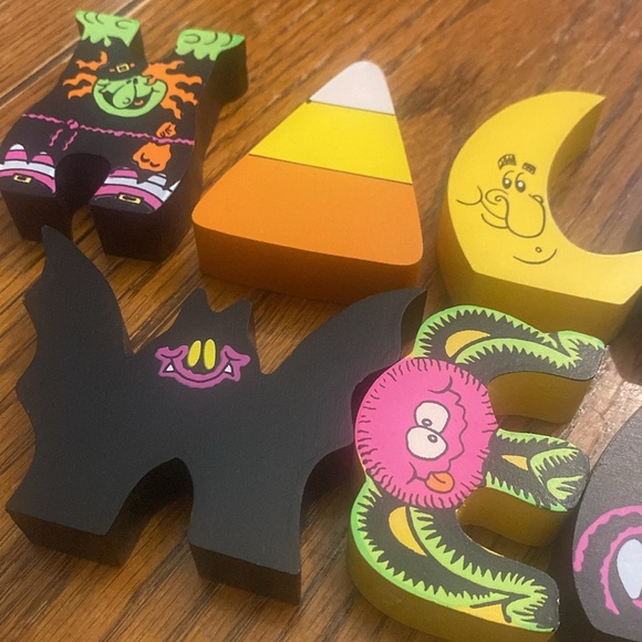 Halloweenn blocks that spell “Halloween” brand new in box vintage 1995 - Picture 3 of 5